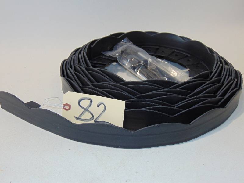 Vigoro 40 ft. Scalloped  No-Dig Edging Kit