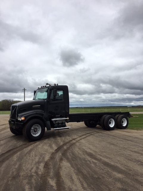 2004 Volvo Heavy Spec Chassis