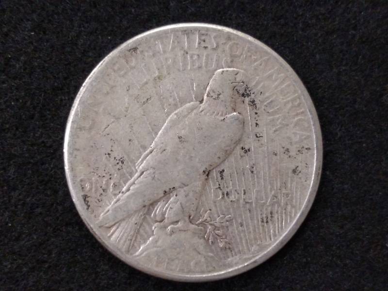 lot 54 image: 1922 S Peace Silver Dollar...