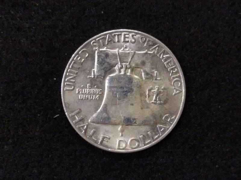 lot 140 image: 1958 D AU Franklin Silver Half Dol...