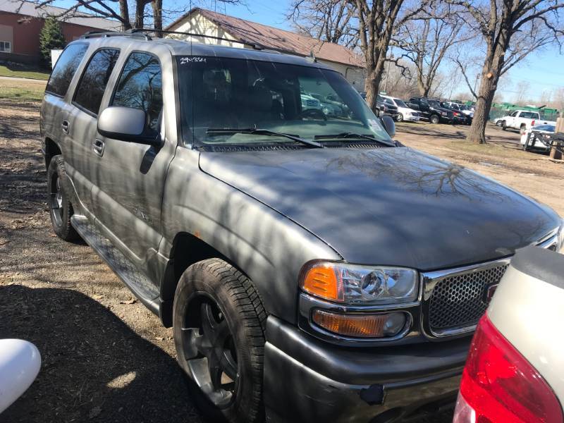 2006 GMC Yukon Denali AWD..RELISTED FOR NO SHOW BUYER
