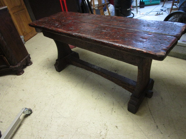 lot 604 image: RUSTIC STYLE ACCENT TABLE