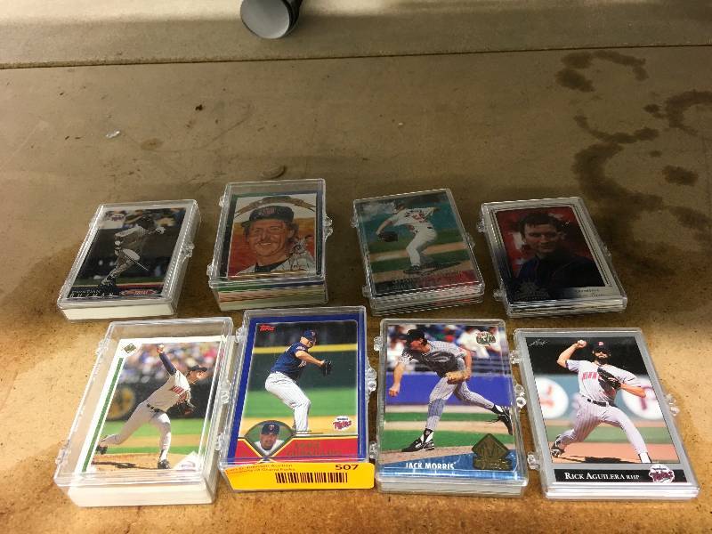 lot 507 image: 8 Minnesota Twins Card Sets
