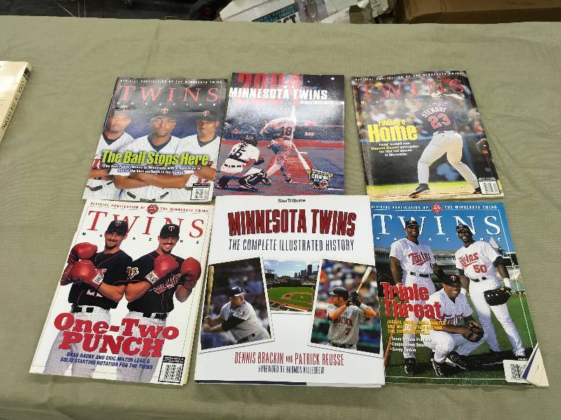 lot 516 image: 6 Minnesota Twins Magazines