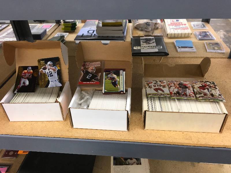 lot 534 image: 1995 Pinnacle Football Series 2 Zenith Edition Card Set, 1997 Bowman Football Card Set, 1991 NFL Series 1 Card Set