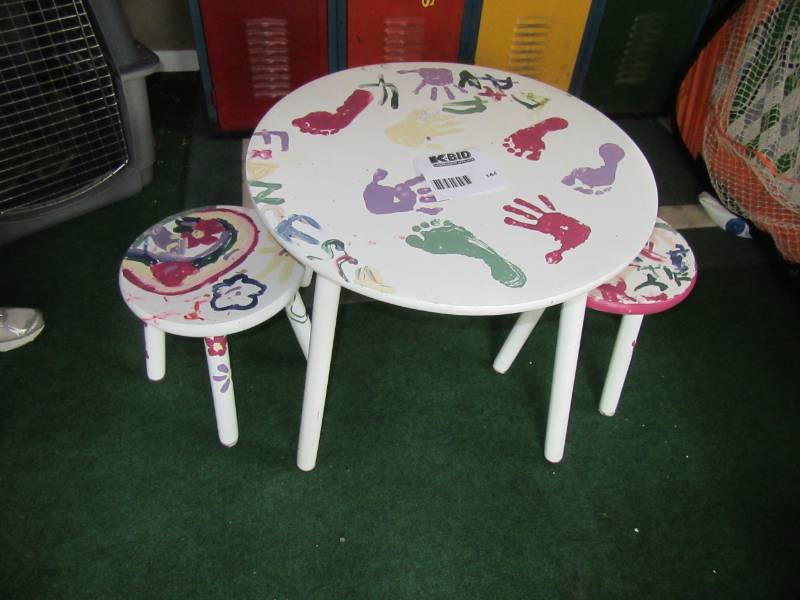 lot 144 image: Childs table and 2 chairs