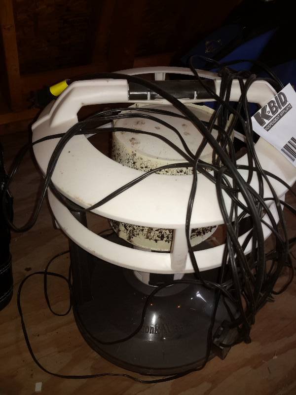 lot 78 image: Electric, Sonic Web, Bug Catcher