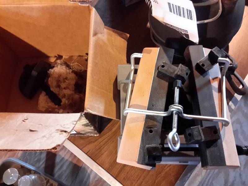 Black And Decker Workmate 8in Bench Top Work Center And Vise