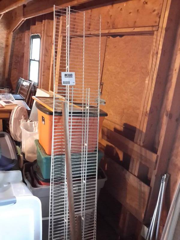 lot 104 image: 2 wire shelves