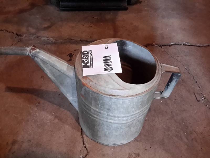 lot 120 image: Galvanized Watering can