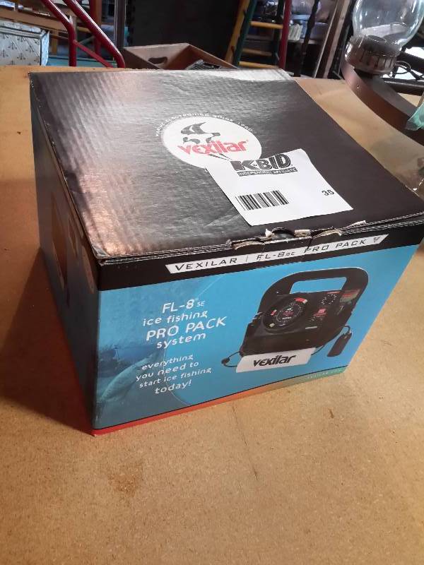 lot 35 image: Vexillar, Fl-8 SE Ice Fish Depth Finder