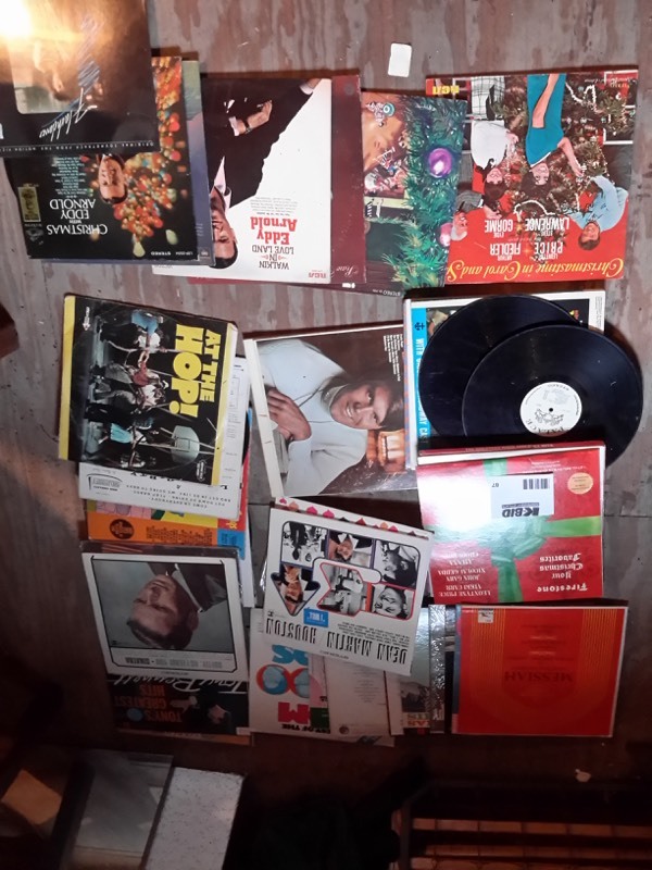 lot 70 image: Large lot of Misc. LP Albums