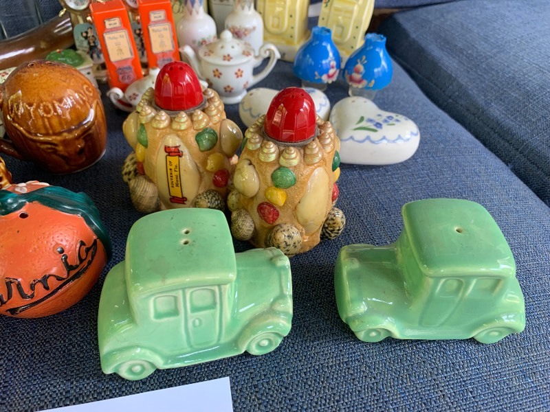 lot 200J image: Salt and Pepper Shakers as pictured
