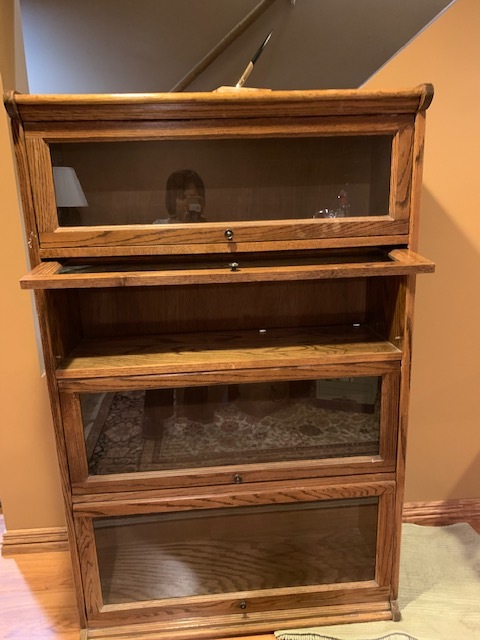 lot 9A image: 4 Section Barrister Book Case.. Nice shape
