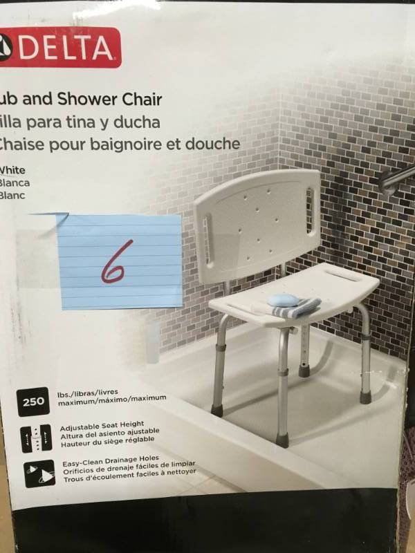 lot 6 image: Delta Adjustable Tub and Shower Chair in White in good condition