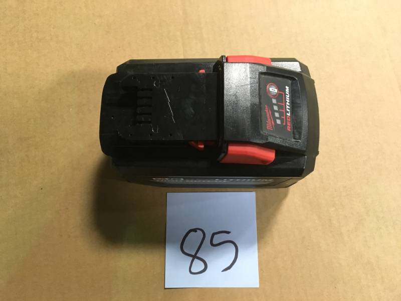 lot 85 image: Milwaukee M18 18-Volt Lithium-Ion High Output Battery Pack 12.0Ah in good condition