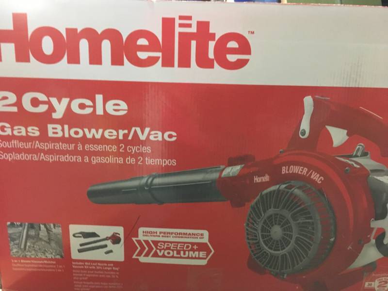 lot 29 image: Homelite 150 MPH 400 CFM 26cc Gas Handheld Blower Vacuum in good condition