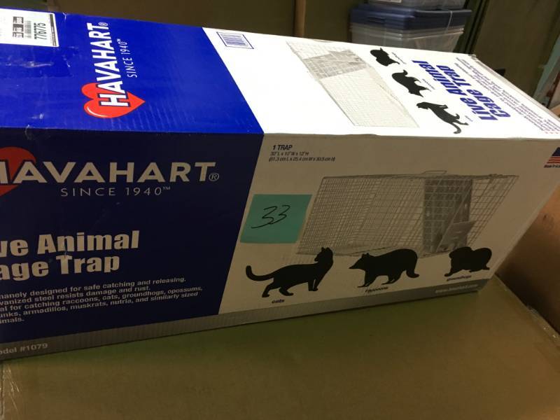 lot 33 image: Havahart Large 1-Door Live Animal Cage Trap not used