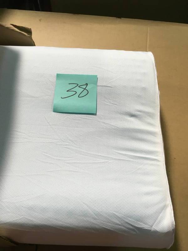 lot 38 image: Memory Foam and Hydraluxe Gel Contour Pillow by Comfort Revolution not used