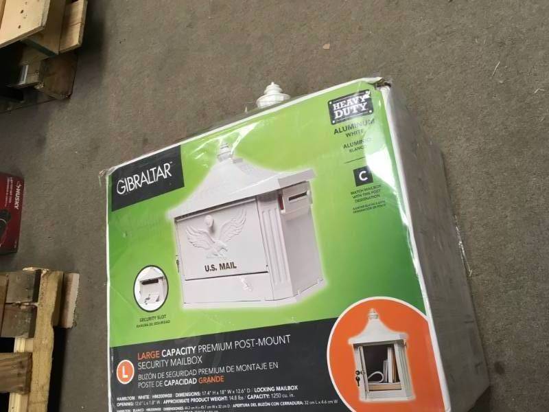 lot 68 image: Gibraltar Mailboxes Hamilton White Locking Aluminum Large Post-Mount Mailbox in good condition