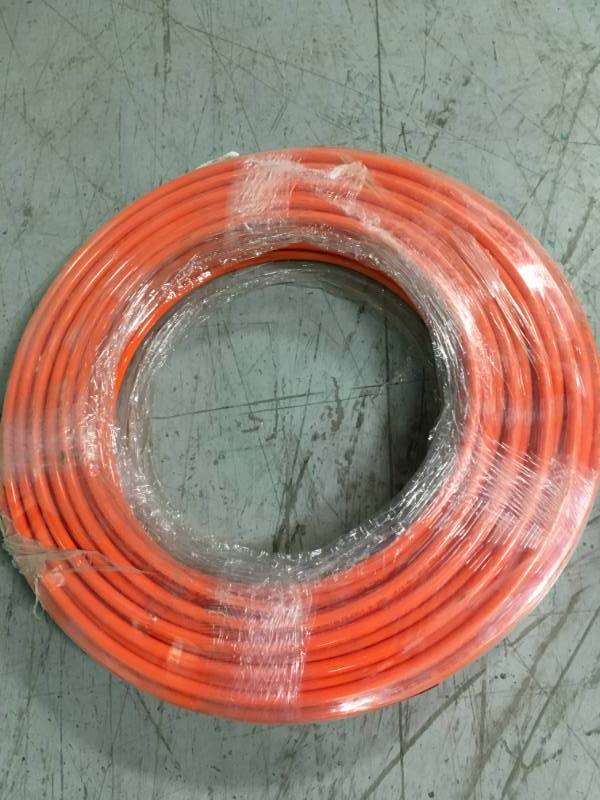 lot 90 image: SharkBite 12 in. x 300 ft. Oxygen Barrier Radiant Heating PEX Pipe in good condition