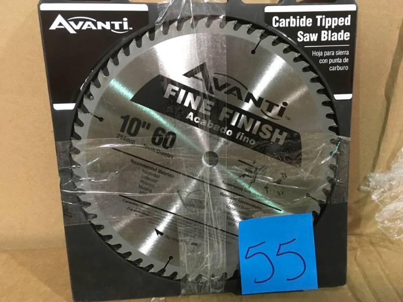 Avanti 10 in. x 60-Teeth Fine Finish Saw Blade in good condition