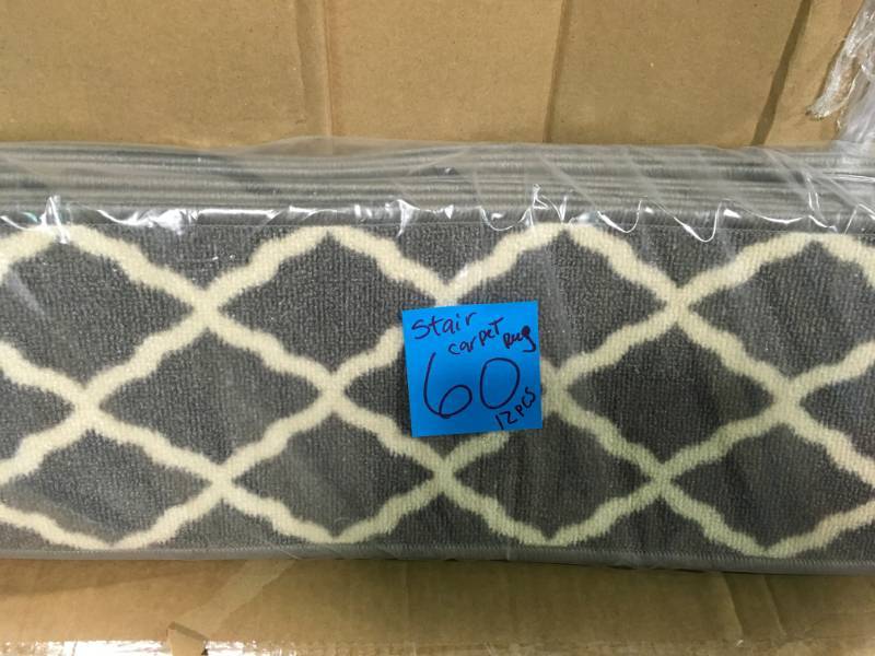 Ottomanson Glamour Collection Gray 9 in. x 26 in. Polypropylene Stair Tread Cover (Set of 12) in good condition
