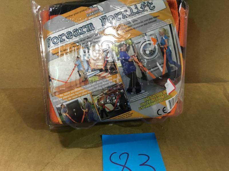Forearm Forklift 9.4 ft. L x 3 in. Moving Straps in good condition
