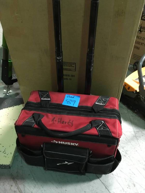 Husky 18 in. Rolling Tool Tote USED in good condition