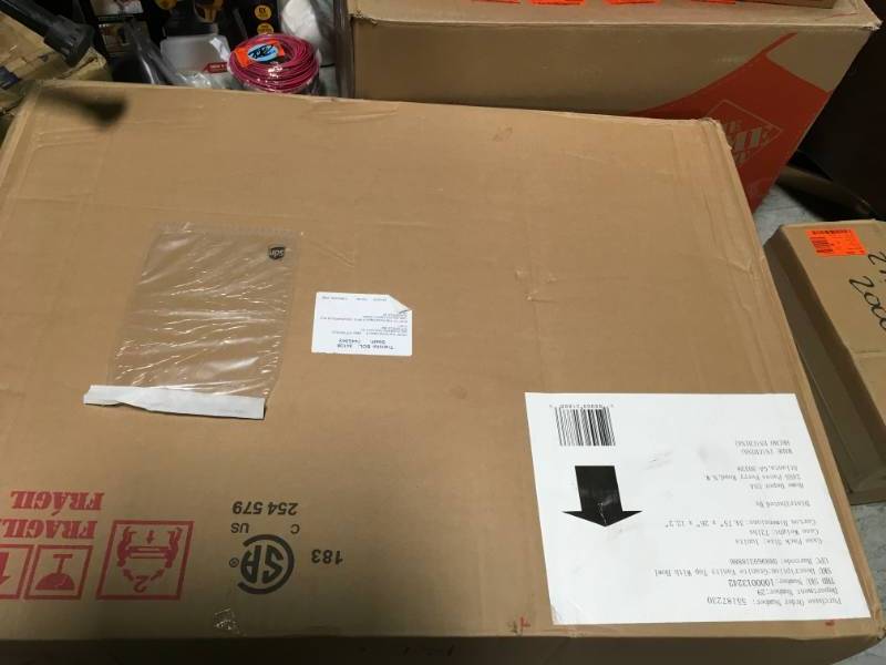 Pegasus 31 in. W Granite Vanity Top in Midnight Black with White Bowl and 8 in. Faucet Spread in good conditions