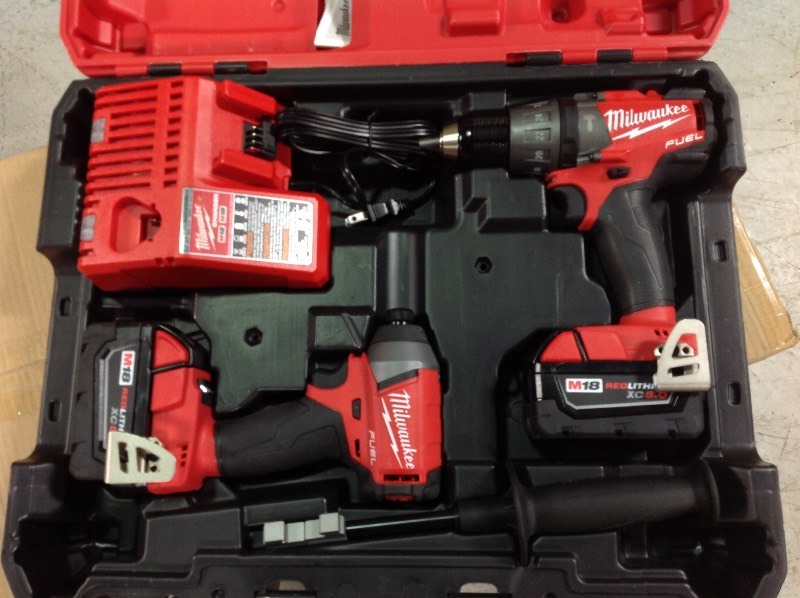 Milwaukee 2897-22 M18 Fuel 2-Tool Combo Kit in good conditions
