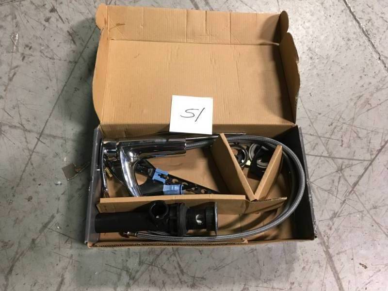 Glacier Bay Bath Faucet in good condition