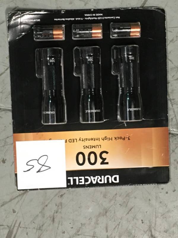 Duracell 300-Lumen LED Flashlight with Batteries (3-Pack) not used