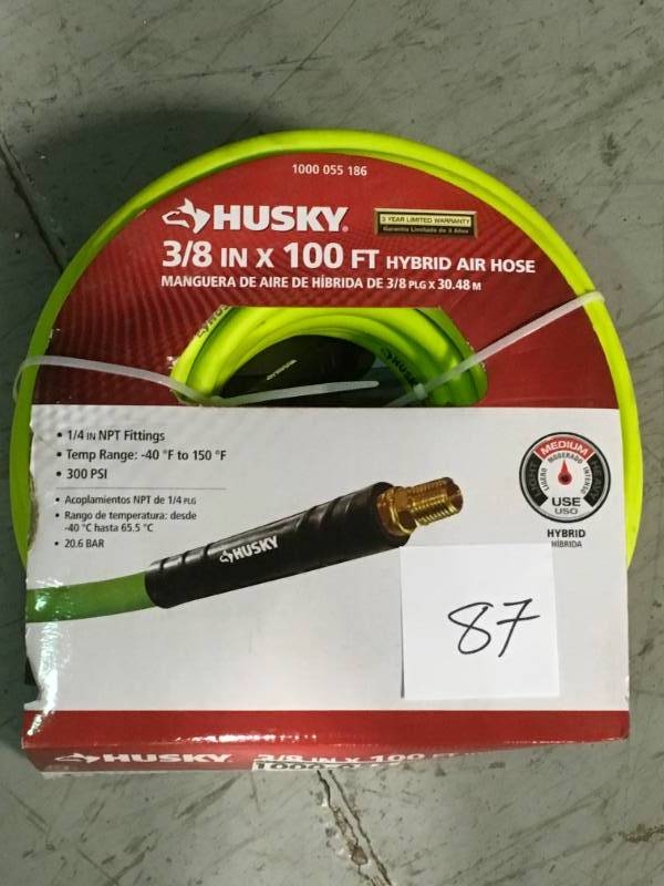 Husky 38 in. x 100 ft. Hybrid Air Hose in good condition