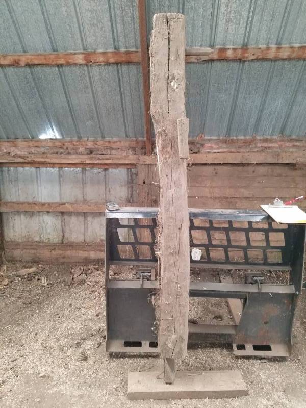 lot 22 image: Reclaimed oak log cabin wood