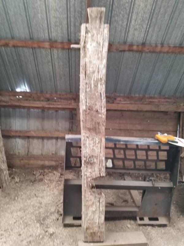 lot 31 image: Reclaimed oak log cabin log