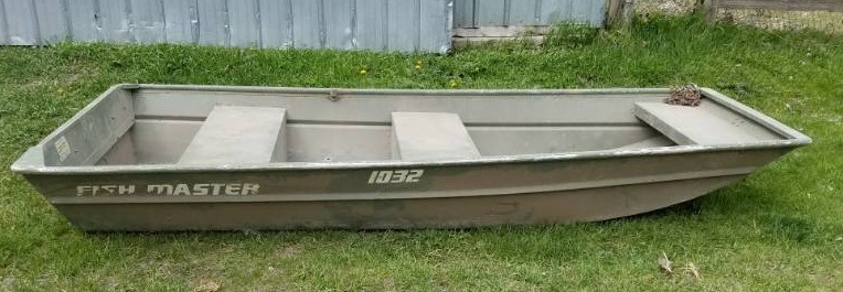 lot 50 image: Fisher Master 1032 Aluminum Duck Boat 10 foot long