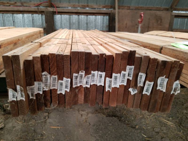 lot 64 image: Ceder wood fence bundle