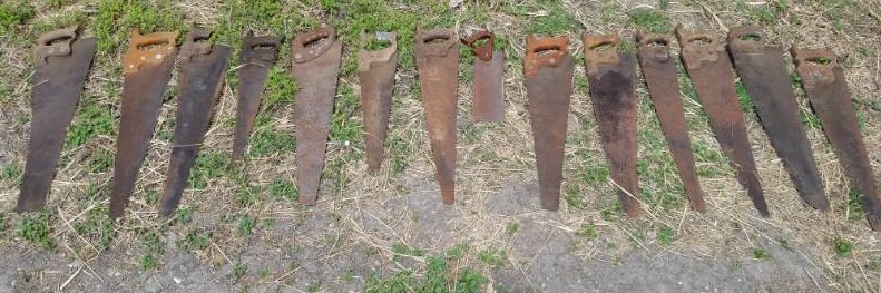 lot 119 image: Mix lot of random wood saws