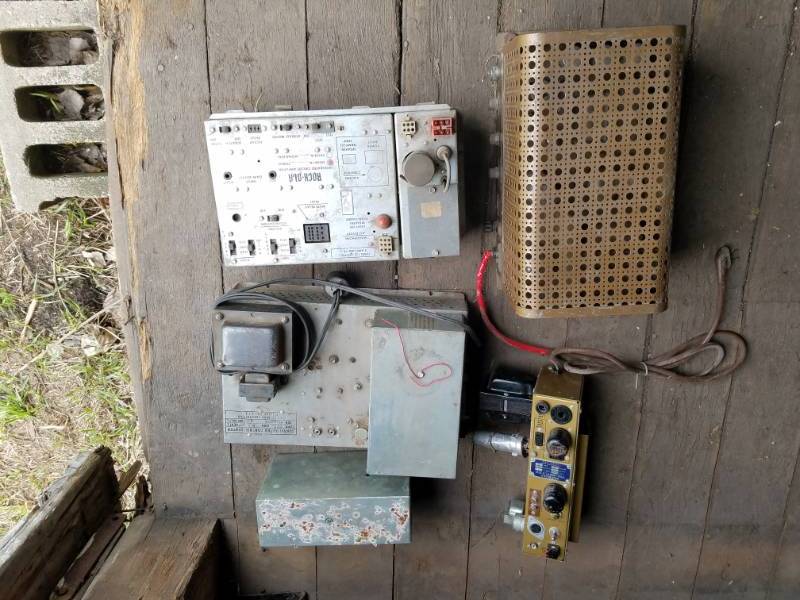 lot 132 image: Consul Jukebox Parts lot of 4