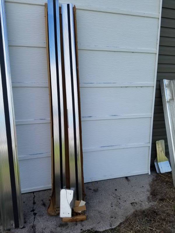 lot 164 image: 7 foot long running board