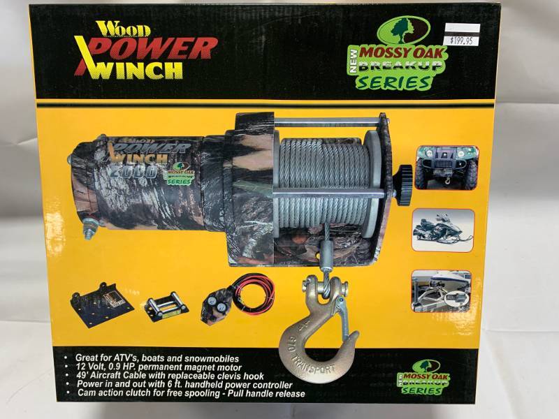 lot 19 image: Brand New Mossy Oak ATV Boat Snowmobile 200 LB Winch (new in box)