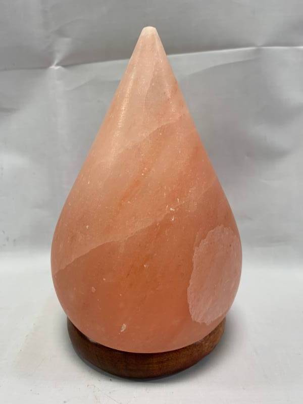 lot 25 image: Himalayan Salt Lamp Teardrop with Light & Wood Base New