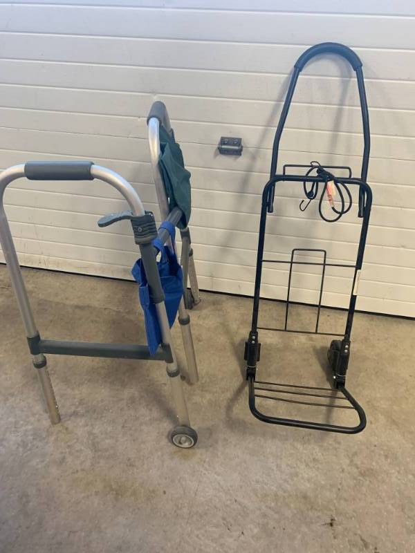 lot 82 image: 2 Wheeled Cart & Walker