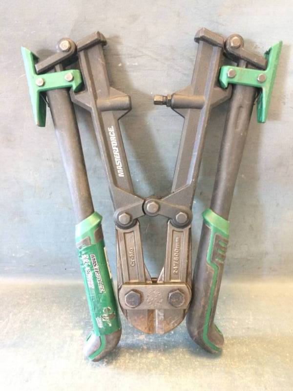 lot 5 image: Bolt Cutters