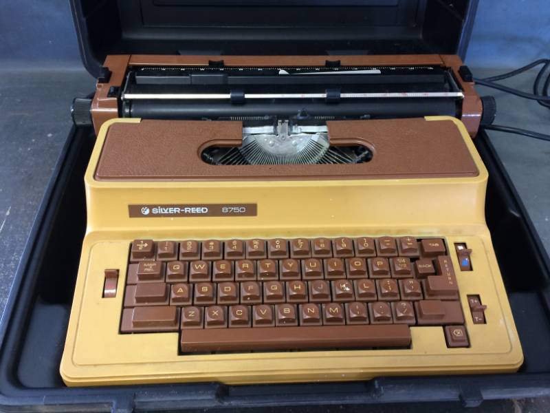 lot 43 image: Electric Typewriter in Case