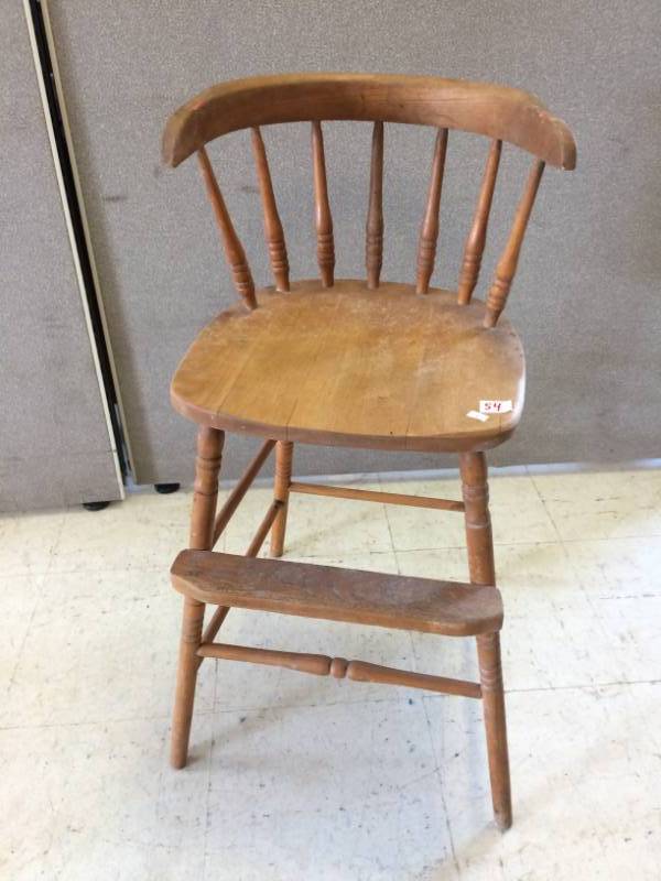lot 54 image: Small Wooden Chair