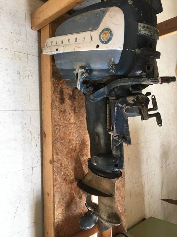 lot 67 image: Evinrude Boat Motor