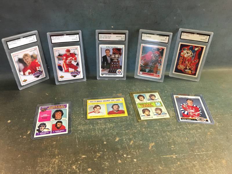 lot 76 image: Hockey Cards, Greyszky, Esposito, Graded Cards and More