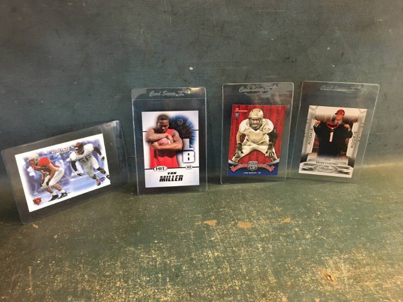 lot 78 image: Star Rookie Linebacker Football Cards with Urlacher, Miller and Kuechly